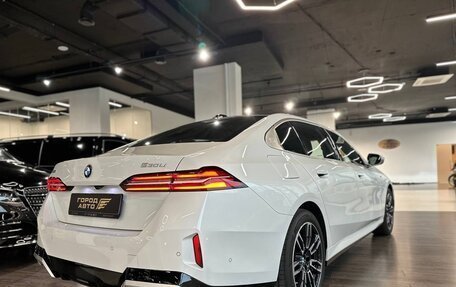 BMW 5 серия, 2024 год, 7 800 000 рублей, 29 фотография