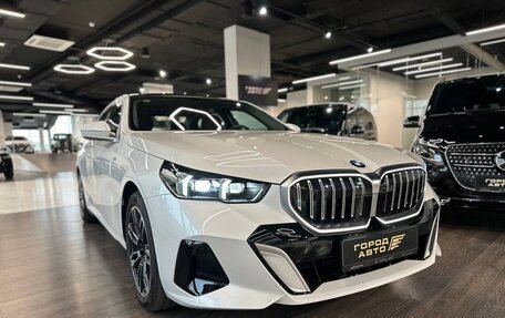 BMW 5 серия, 2024 год, 7 800 000 рублей, 31 фотография