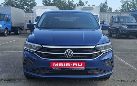 Volkswagen Polo VI (EU Market), 2021 год, 1 680 000 рублей, 2 фотография