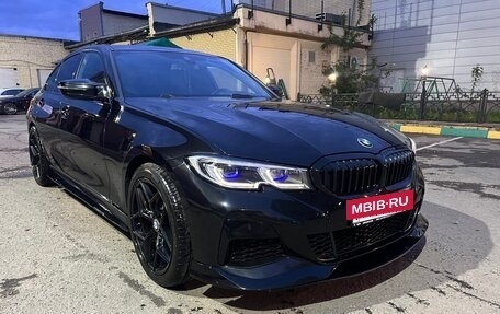 BMW 3 серия, 2019 год, 3 550 000 рублей, 18 фотография