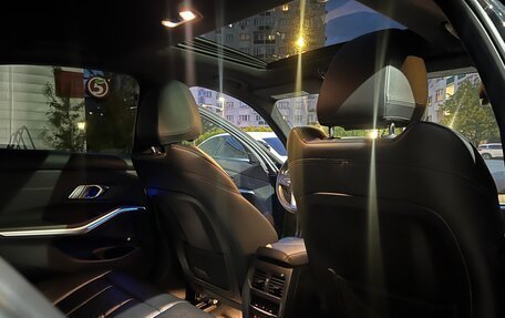 BMW 3 серия, 2019 год, 3 550 000 рублей, 31 фотография