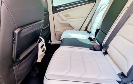 Volkswagen Tiguan II, 2017 год, 2 250 000 рублей, 8 фотография