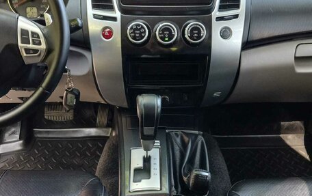 Mitsubishi Pajero Sport II рестайлинг, 2014 год, 1 899 000 рублей, 29 фотография