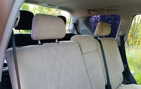 Toyota Land Cruiser Prado 150 рестайлинг 2, 2010 год, 3 100 000 рублей, 5 фотография