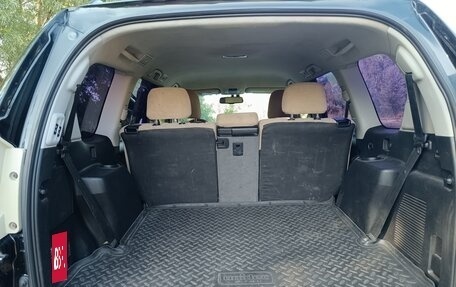 Toyota Land Cruiser Prado 150 рестайлинг 2, 2010 год, 3 100 000 рублей, 6 фотография
