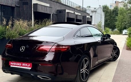 Mercedes-Benz E-Класс, 2018 год, 4 250 000 рублей, 10 фотография