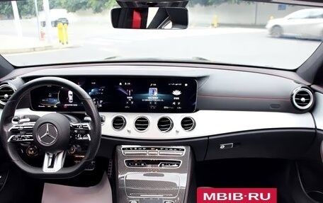 Mercedes-Benz E-Класс AMG, 2022 год, 6 350 000 рублей, 9 фотография