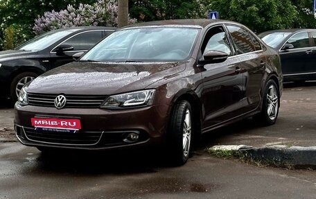 Volkswagen Jetta VI, 2014 год, 1 350 000 рублей, 1 фотография