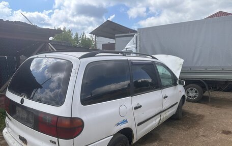 Volkswagen Sharan I рестайлинг, 1999 год, 60 000 рублей, 1 фотография