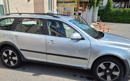 Skoda Octavia, 2011 год, 580 000 рублей, 2 фотография
