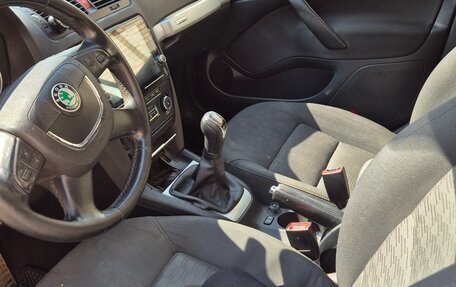 Skoda Octavia, 2011 год, 580 000 рублей, 5 фотография