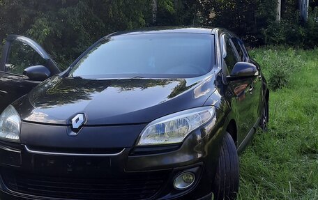Renault Megane III, 2012 год, 850 000 рублей, 2 фотография
