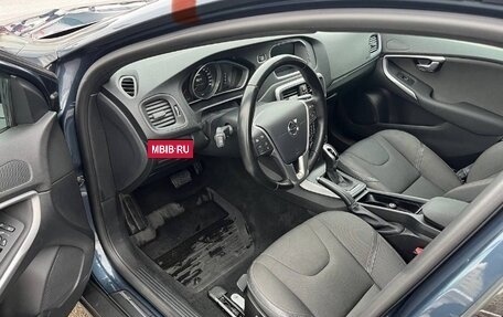 Volvo V40 Cross Country I, 2019 год, 1 999 000 рублей, 4 фотография