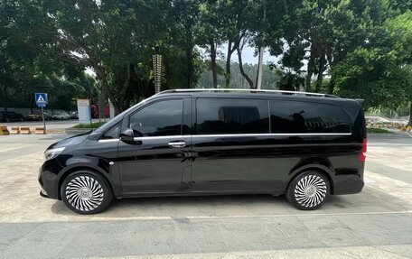 Mercedes-Benz Vito, 2022 год, 3 510 000 рублей, 7 фотография