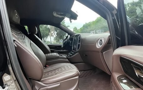 Mercedes-Benz Vito, 2022 год, 3 510 000 рублей, 12 фотография