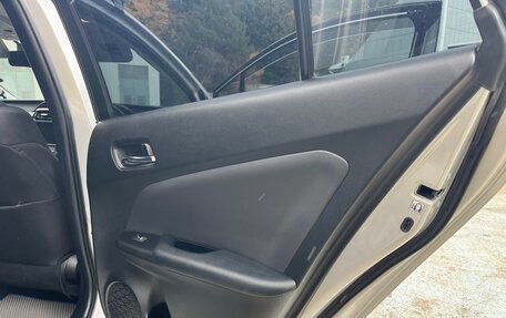 Toyota Prius IV XW50, 2017 год, 2 000 000 рублей, 9 фотография