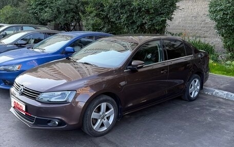 Volkswagen Jetta VI, 2014 год, 1 350 000 рублей, 2 фотография