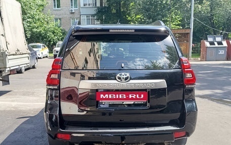 Toyota Land Cruiser Prado 150 рестайлинг 2, 2017 год, 3 970 000 рублей, 4 фотография