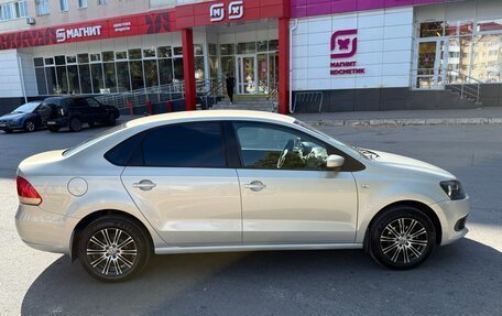 Volkswagen Polo VI (EU Market), 2012 год, 930 000 рублей, 4 фотография