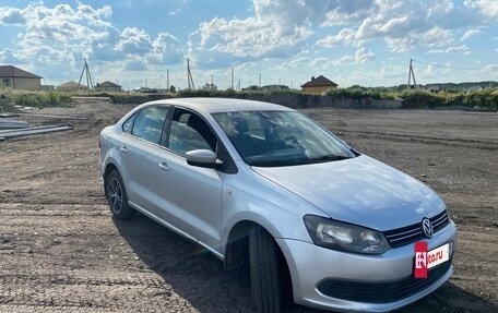 Volkswagen Polo VI (EU Market), 2011 год, 630 000 рублей, 2 фотография