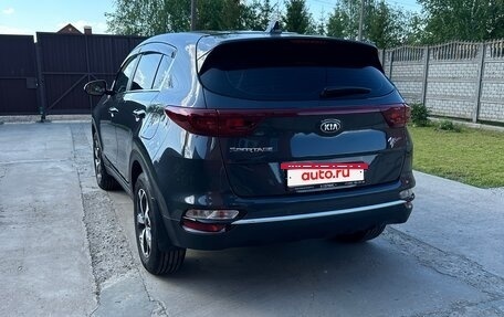 KIA Sportage IV рестайлинг, 2020 год, 2 100 000 рублей, 2 фотография