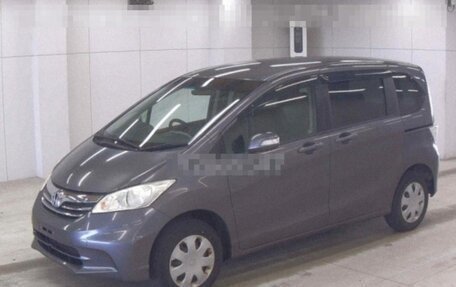 Honda Freed I, 2013 год, 1 220 000 рублей, 8 фотография
