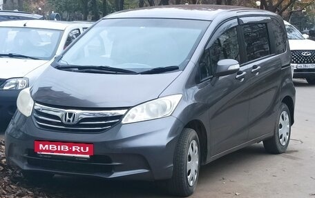 Honda Freed I, 2013 год, 1 220 000 рублей, 2 фотография