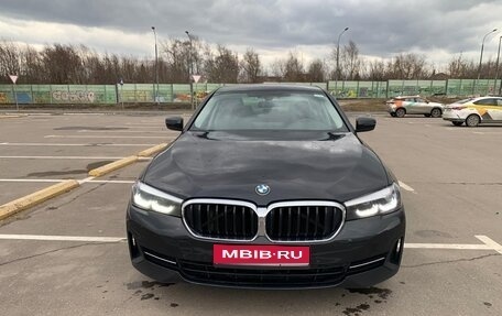 BMW 5 серия, 2021 год, 3 965 000 рублей, 1 фотография