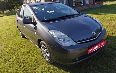 Toyota Prius, 2008 год, 719 000 рублей, 4 фотография