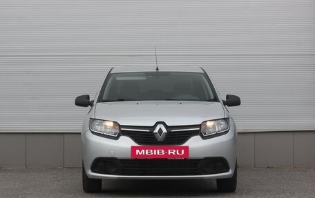 Renault Logan II, 2016 год, 645 000 рублей, 3 фотография