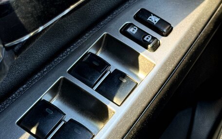 Toyota Land Cruiser 200, 2012 год, 3 249 000 рублей, 15 фотография