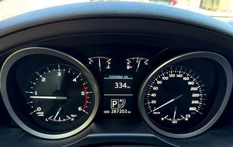 Toyota Land Cruiser 200, 2012 год, 3 249 000 рублей, 20 фотография