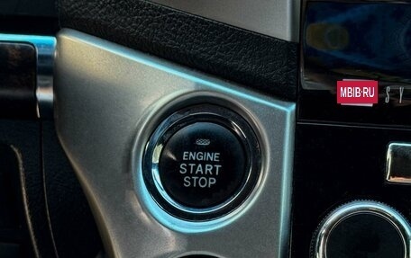 Toyota Land Cruiser 200, 2012 год, 3 249 000 рублей, 23 фотография