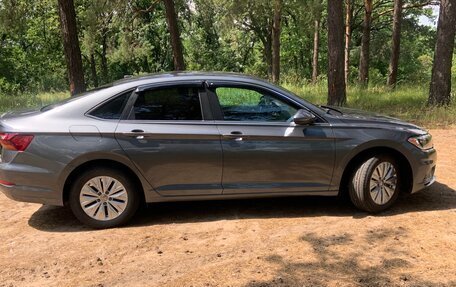 Volkswagen Jetta VII, 2019 год, 1 600 000 рублей, 4 фотография