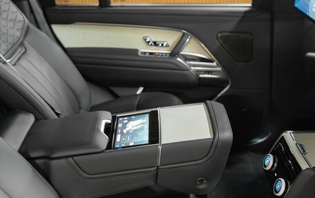 Land Rover Range Rover IV рестайлинг, 2025 год, 28 990 000 рублей, 22 фотография