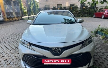 Toyota Camry, 2018 год, 2 550 000 рублей, 2 фотография
