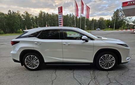 Lexus RX IV рестайлинг, 2021 год, 5 300 000 рублей, 23 фотография