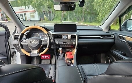 Lexus RX IV рестайлинг, 2021 год, 5 300 000 рублей, 10 фотография