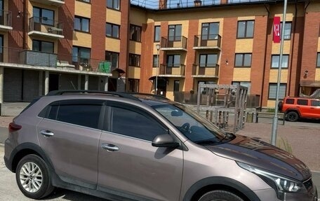 KIA Rio IV, 2021 год, 1 750 000 рублей, 2 фотография