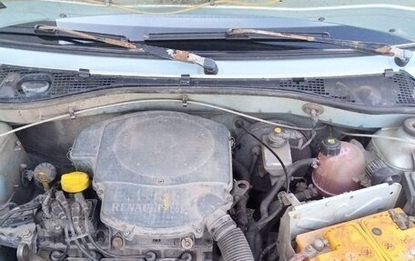 Renault Logan I, 2006 год, 210 000 рублей, 3 фотография