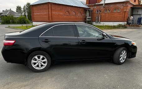Toyota Camry, 2009 год, 1 400 000 рублей, 2 фотография