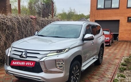 Mitsubishi Pajero Sport III рестайлинг, 2021 год, 4 900 000 рублей, 4 фотография