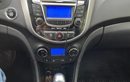 Hyundai Solaris II рестайлинг, 2012 год, 1 250 000 рублей, 14 фотография