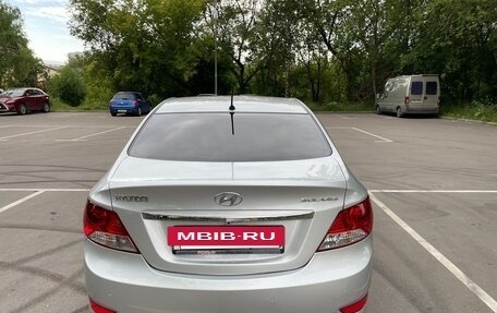 Hyundai Solaris II рестайлинг, 2012 год, 1 250 000 рублей, 8 фотография