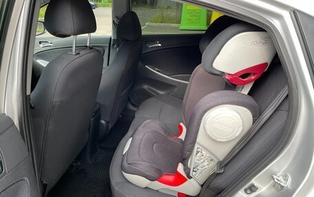 Hyundai Solaris II рестайлинг, 2012 год, 1 250 000 рублей, 17 фотография