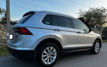 Volkswagen Tiguan II, 2017 год, 1 850 000 рублей, 5 фотография