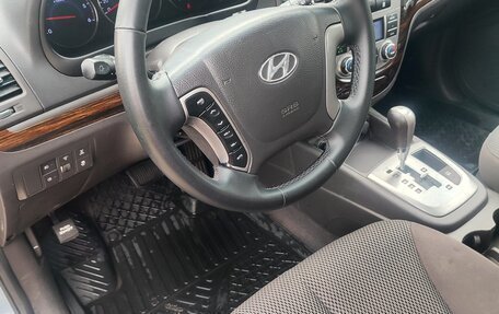 Hyundai Santa Fe III рестайлинг, 2010 год, 999 999 рублей, 11 фотография