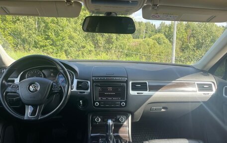 Volkswagen Touareg III, 2015 год, 3 100 000 рублей, 8 фотография
