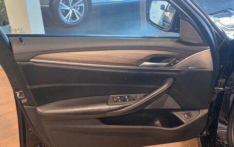 BMW 5 серия, 2018 год, 3 950 000 рублей, 8 фотография