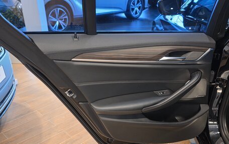 BMW 5 серия, 2018 год, 3 950 000 рублей, 12 фотография